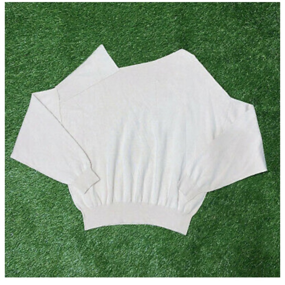 Sweater - Picture 3 of 4